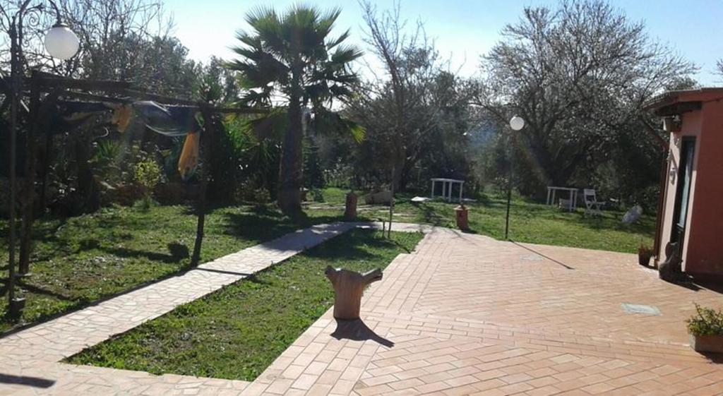 Agriturismo Vita E Natura Villa Noto Exteriör bild